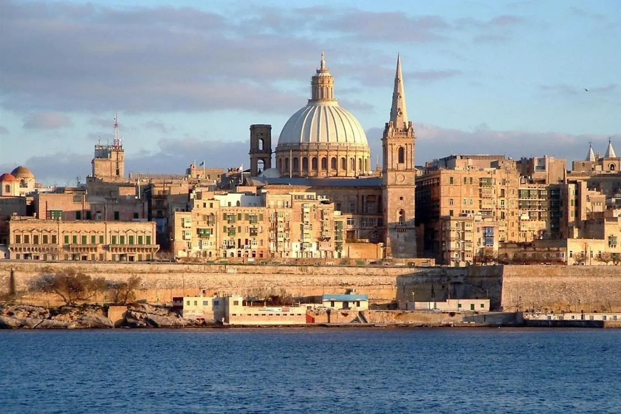 Luxury Apartment With Valletta And Harbour Views Sliema 0*,  Malta