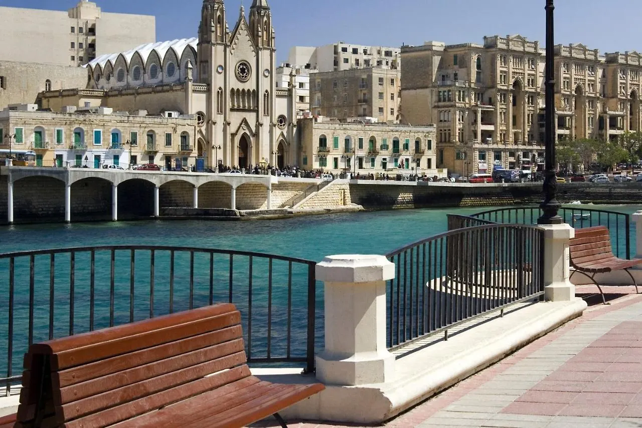 Luxury Apartment With Valletta And Harbour Views Sliema