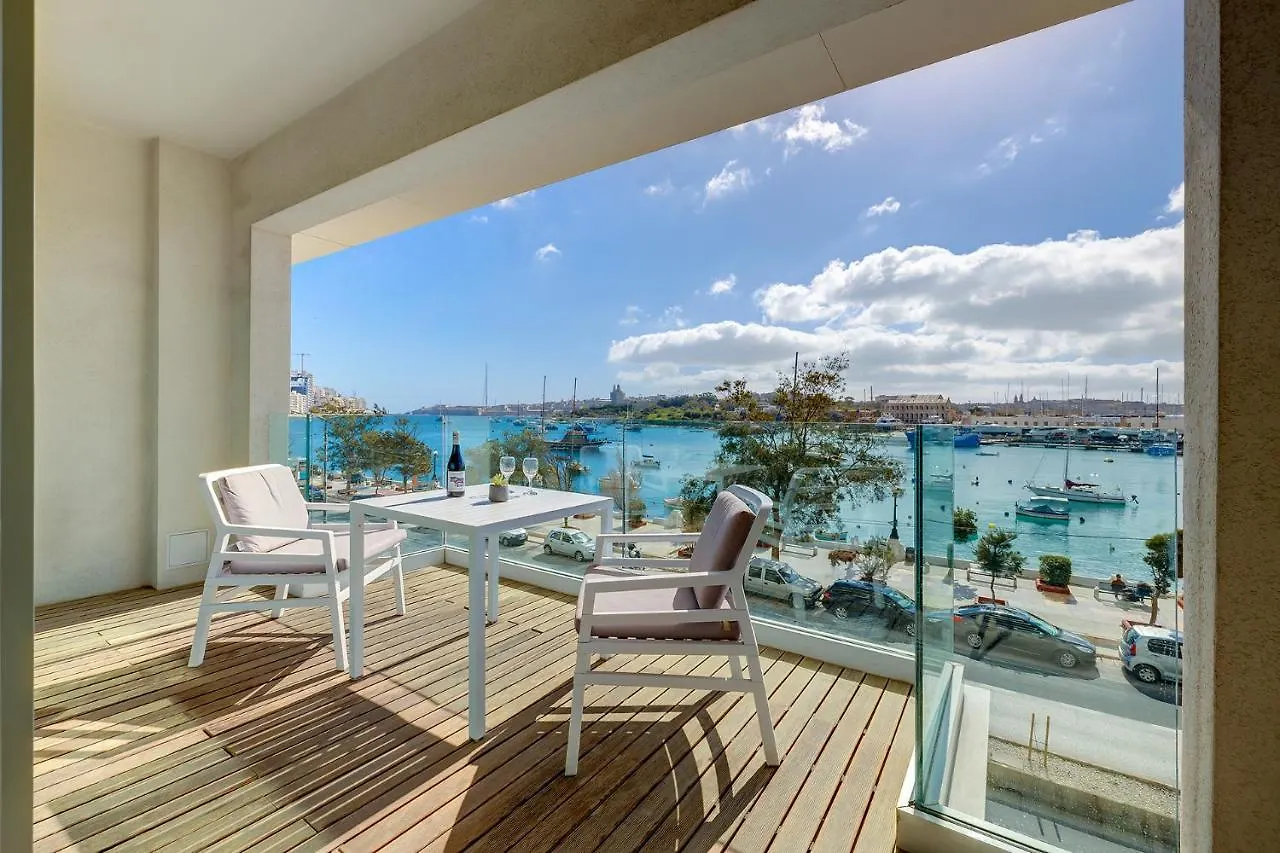 Luxury Apartment With Valletta And Harbour Views Sliema 0*,  Malta