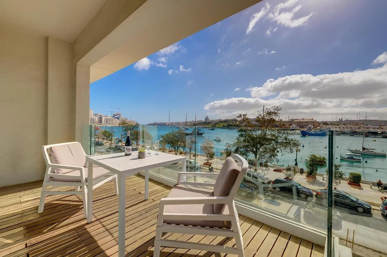 Luxury Apartment With Valletta And Harbour Views Sliema