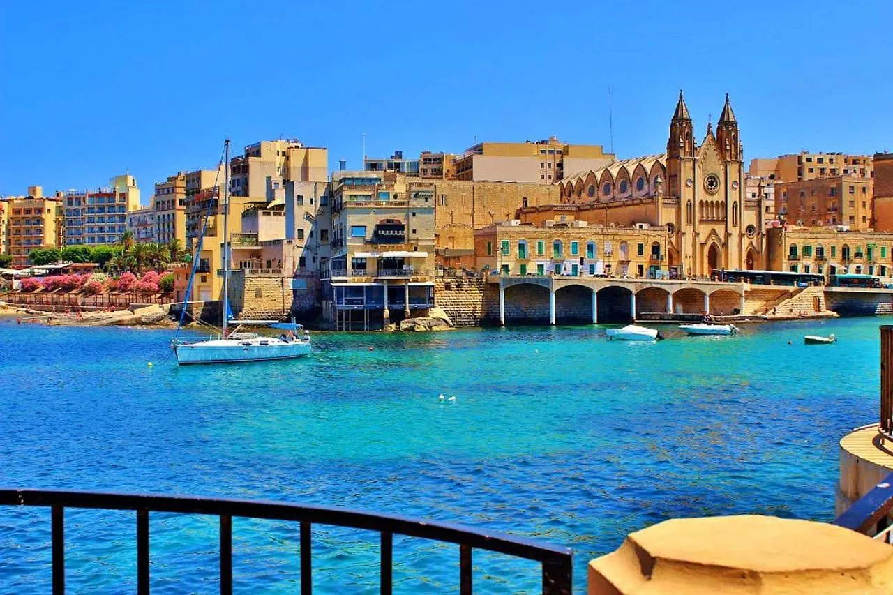 Luxury Apartment With Valletta And Harbour Views Sliema